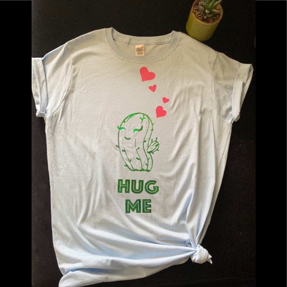 “Cactus Hug” 💕🌵💕 shirt